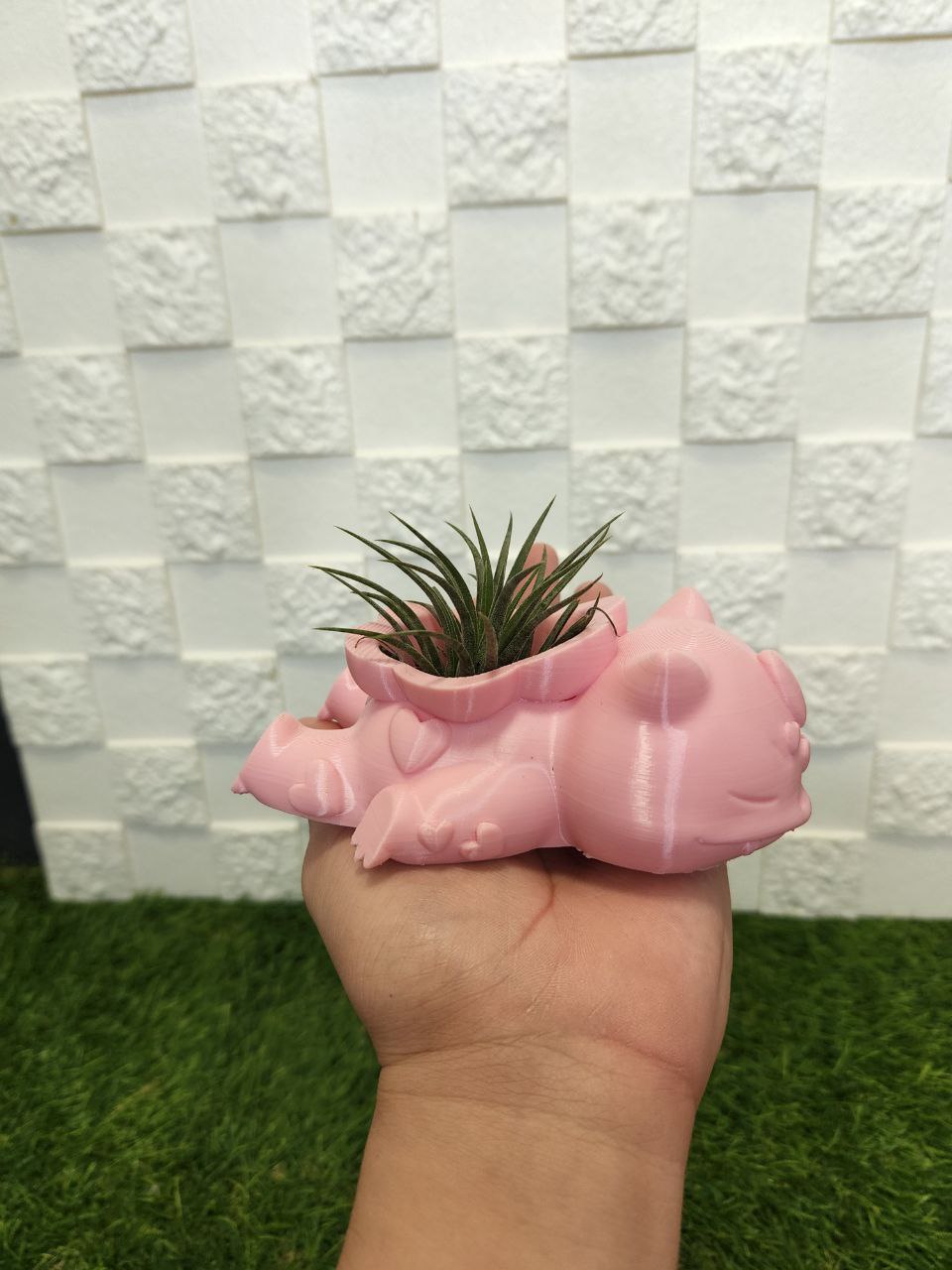 Bulbasaur Plant Pot (Heart-Shaped) Pokemon Gift & Planter (3D Printed)