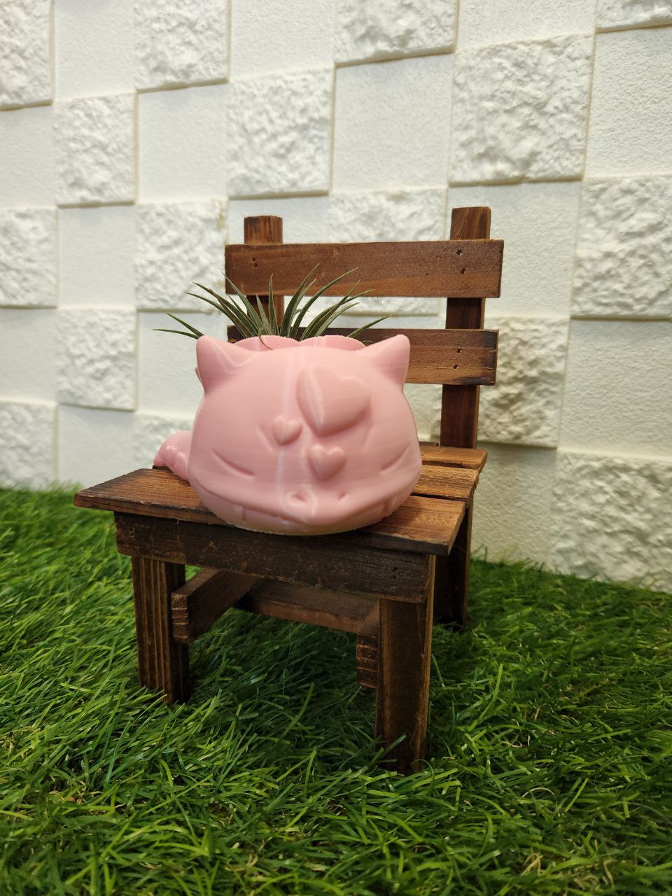 Bulbasaur Plant Pot (Heart-Shaped) Pokemon Gift & Planter (3D Printed)